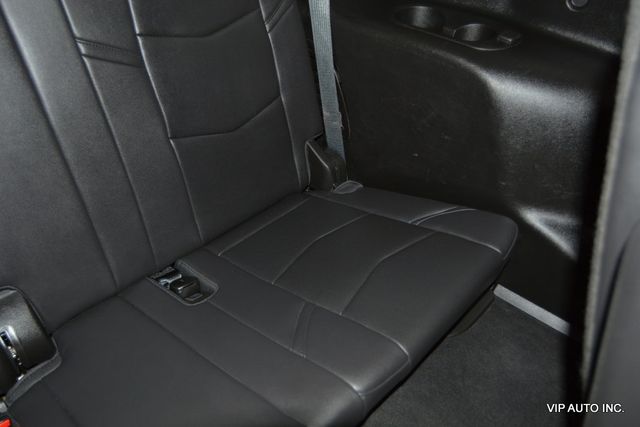 2018 Cadillac Escalade 4WD 4dr Premium Luxury - 22999367 - 30