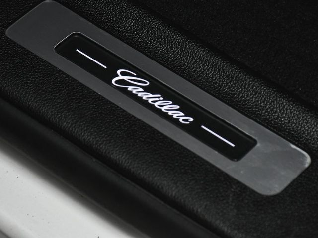 2018 Cadillac Escalade Luxury - 22976490 - 12