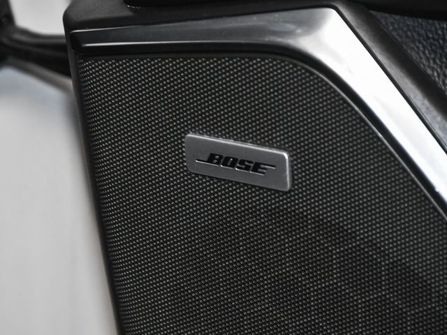 2018 Cadillac Escalade Luxury - 22976490 - 16