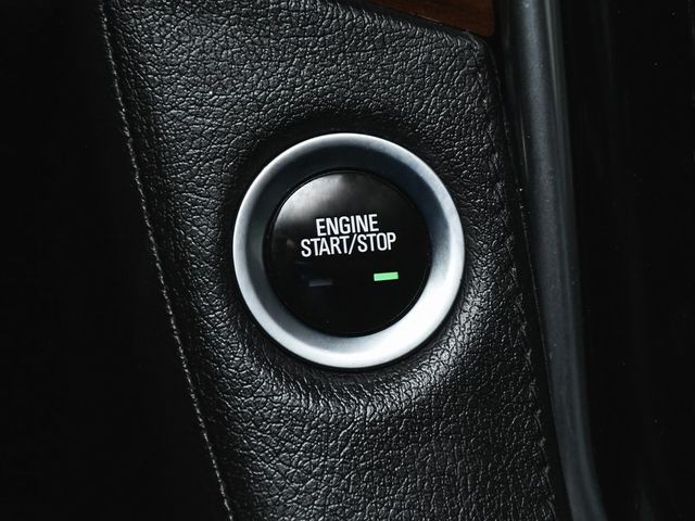 2018 Cadillac Escalade Luxury - 22976490 - 25