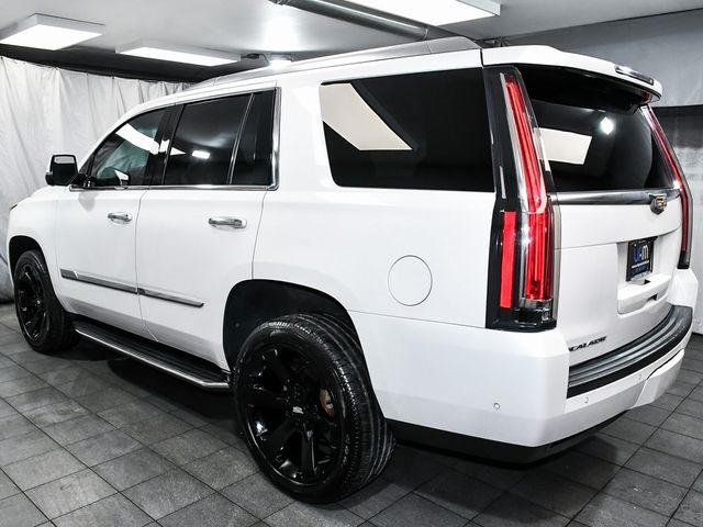 2018 Cadillac Escalade Luxury - 22976490 - 3