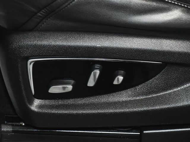 2018 Cadillac Escalade Luxury - 22976490 - 41