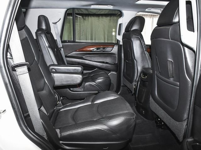 2018 Cadillac Escalade Luxury - 22976490 - 45