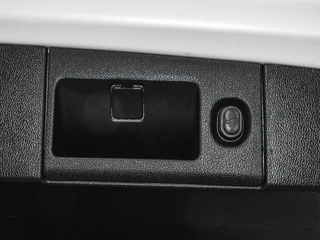 2018 Cadillac Escalade Luxury - 22976490 - 60