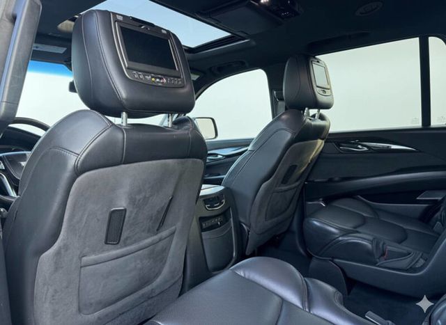 2018 Cadillac Escalade Platinum 4x4 4dr SUV - 22933184 - 11