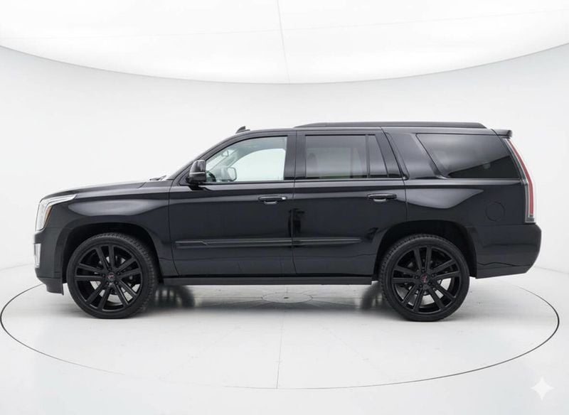 2018 Cadillac Escalade Platinum 4x4 4dr SUV - 22933184 - 8