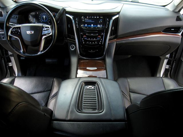 2018 Cadillac Escalade ESV 4WD 4dr Luxury - 22882399 - 22