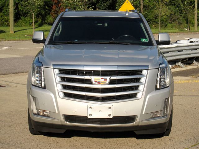 2018 Cadillac Escalade ESV 4WD 4dr Luxury - 22882399 - 4