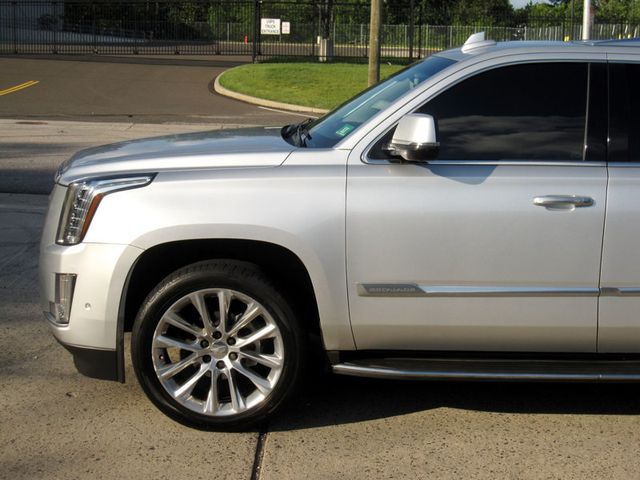 2018 Cadillac Escalade ESV 4WD 4dr Luxury - 22882399 - 6