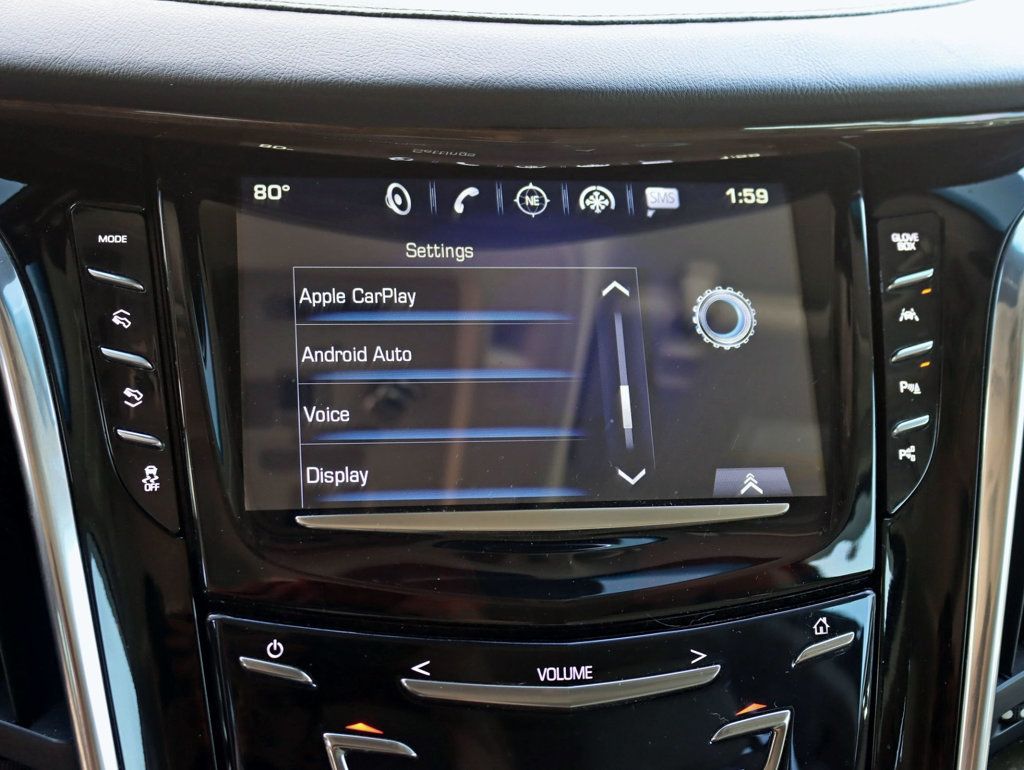 2018 Cadillac Escalade ESV 4WD 4dr Luxury - 23052631 - 17
