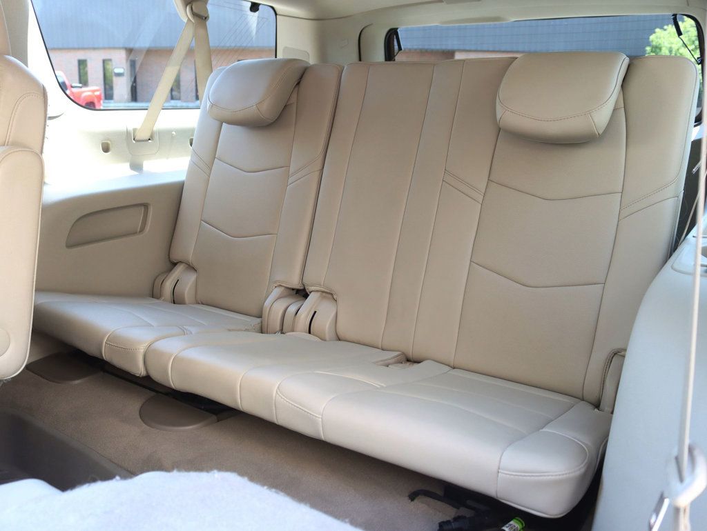 2018 Cadillac Escalade ESV 4WD 4dr Luxury - 23052631 - 26