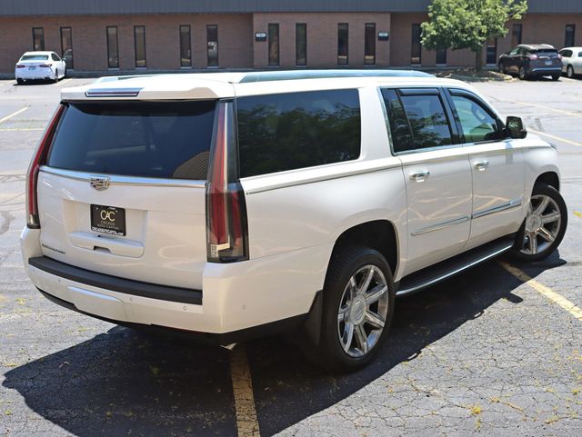 2018 Cadillac Escalade ESV 4WD 4dr Luxury - 23052631 - 2