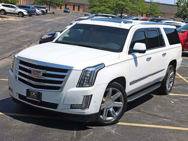 2018 Cadillac Escalade ESV 4WD 4dr Luxury - 23052631 - 37