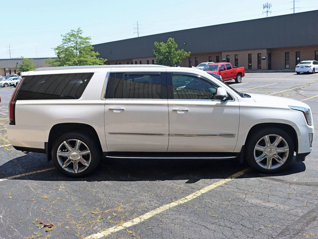 2018 Cadillac Escalade ESV 4WD 4dr Luxury - 23052631 - 7