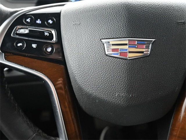 2018 Cadillac Escalade ESV Luxury photo 21