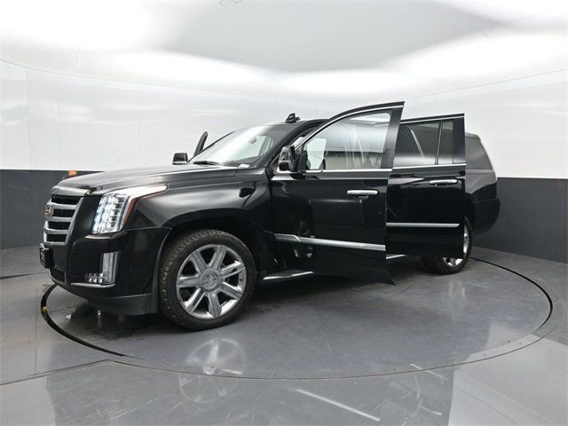 2018 Cadillac Escalade ESV Luxury photo 33