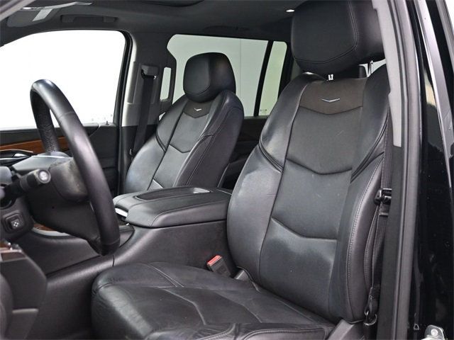 2018 Cadillac Escalade ESV Luxury photo 5
