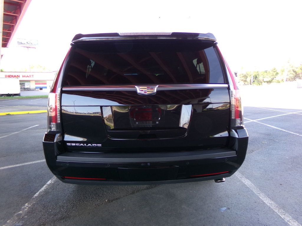 2018 Cadillac Escalade ESV 4WD 4dr Luxury - 23008173 - 6