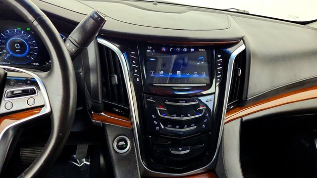 2018 Cadillac Escalade ESV 4WD 4dr Luxury w/ Rear Seat Entertainment System - 23026805 - 16