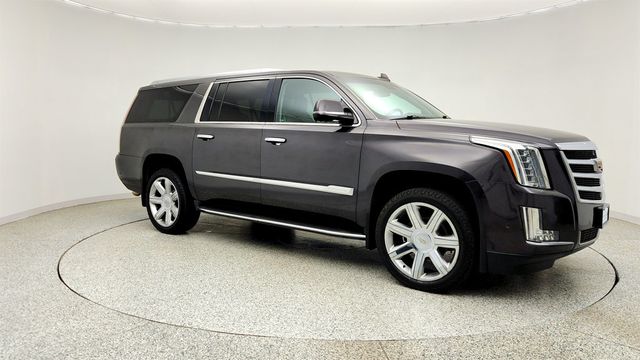 2018 Cadillac Escalade ESV 4WD 4dr Luxury w/ Rear Seat Entertainment System - 23026805 - 2