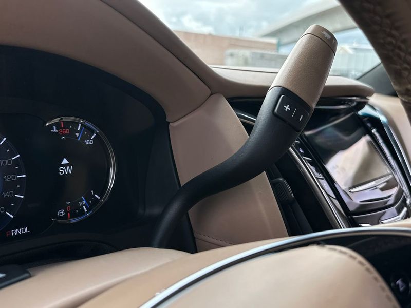 2018 Cadillac Escalade ESV 4WD 4dr Platinum - 22980793 - 18