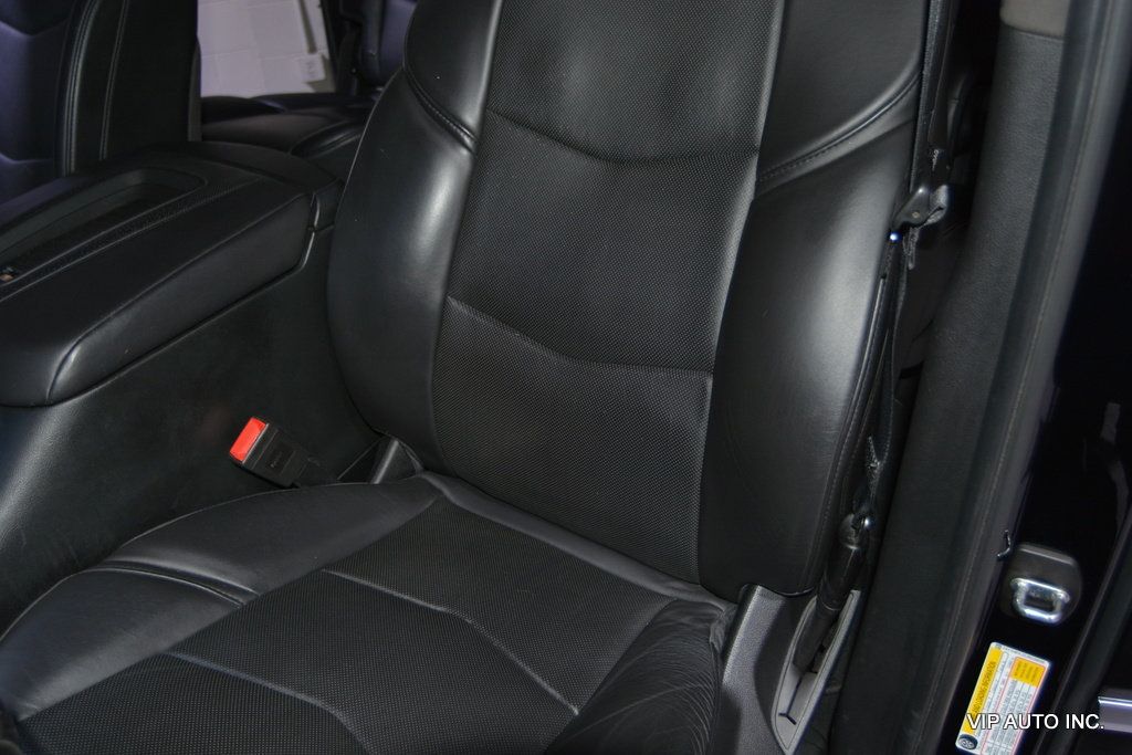 2018 Cadillac Escalade ESV 4WD 4dr Platinum - 22909659 - 14