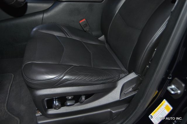 2018 Cadillac Escalade ESV 4WD 4dr Platinum - 22909659 - 16