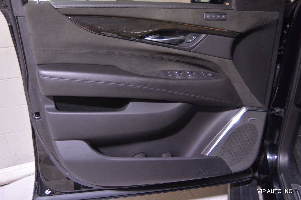 2018 Cadillac Escalade ESV 4WD 4dr Platinum - 22909659 - 6