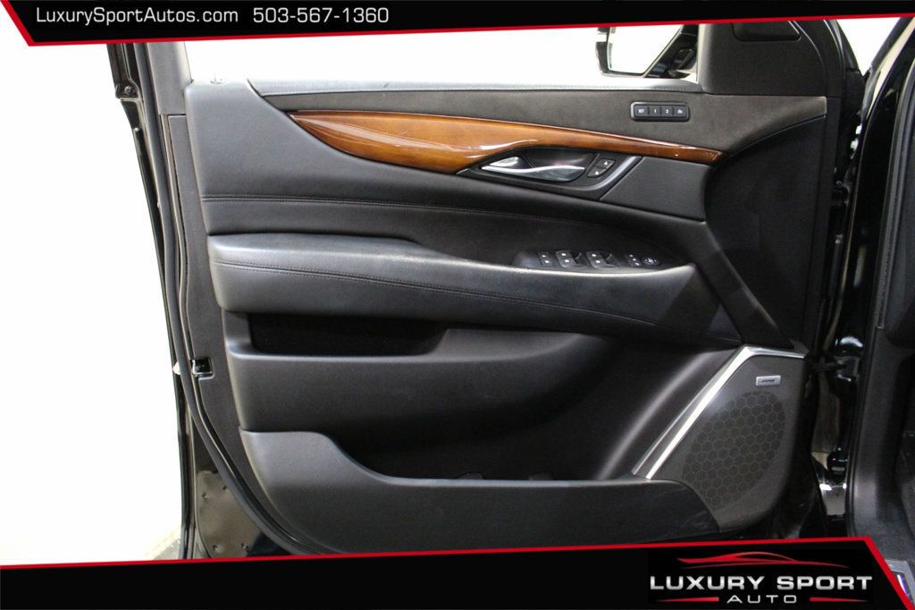 2018 Cadillac Escalade ESV 4WD 4dr Premium Luxury - 22385760 - 12