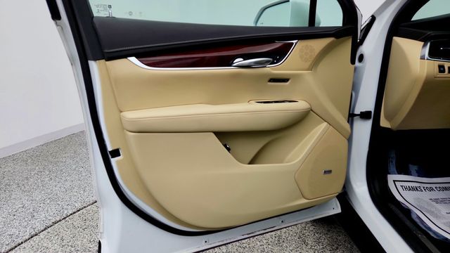 2018 Cadillac XT5 Crossover AWD 4dr Luxury - 23094139 - 10