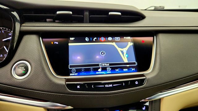 2018 Cadillac XT5 Crossover AWD 4dr Luxury w/ Navigation & Driver Awareness Pkg - 23094139 - 18
