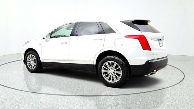 2018 Cadillac XT5 Crossover AWD 4dr Luxury w/ Navigation & Driver Awareness Pkg - 23094139 - 6