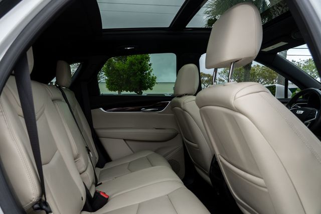 2018 Cadillac XT5 Crossover AWD 4dr Premium Luxury - 23009834 - 26