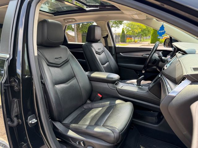 2018 Cadillac XT5 Crossover CLEAN CARFAX, LUXURY, AWD, SUNROOF, NAVIGATION, BACKUP CAMERA - 23061100 - 10