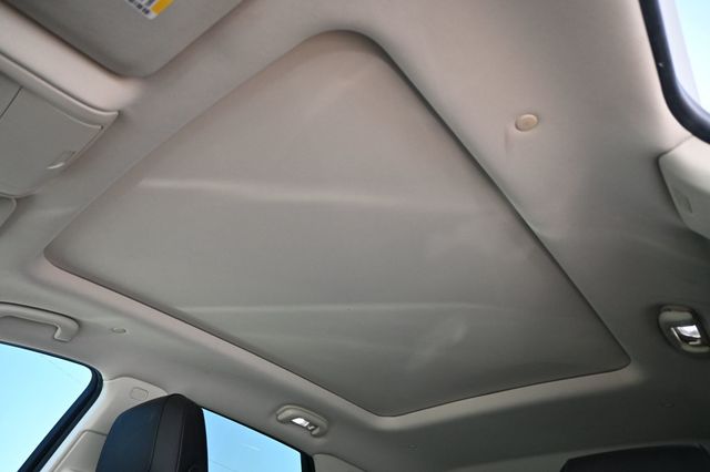 2018 Cadillac XT5 Crossover FWD 4dr Luxury - 22995033 - 18