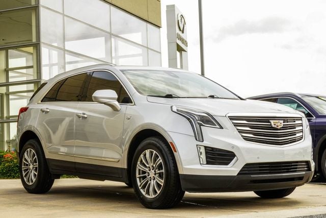 2018 Cadillac XT5 Crossover FWD 4dr Luxury - 23038986 - 3