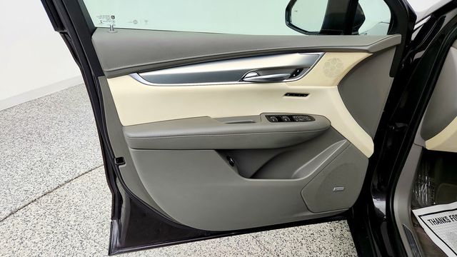 2018 Cadillac XT5 Crossover FWD 4dr Premium Luxury w/ 20'' Polished Wheels - 23085352 - 10