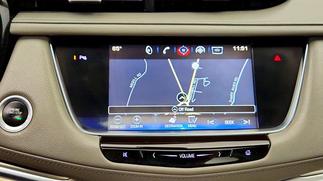 2018 Cadillac XT5 Crossover FWD 4dr Premium Luxury w/ 20'' Polished Wheels - 23085352 - 17
