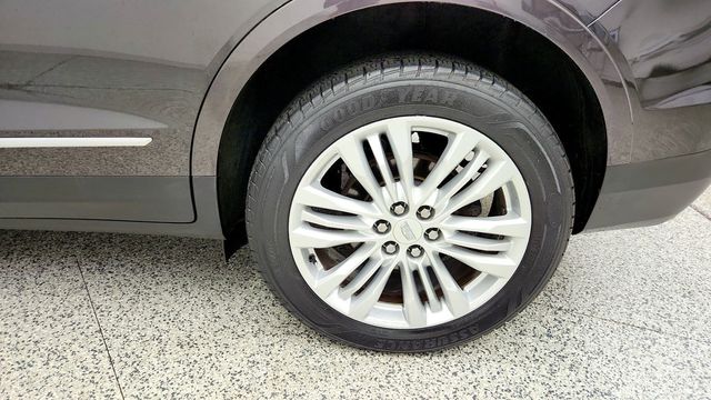 2018 Cadillac XT5 Crossover FWD 4dr Premium Luxury w/ 20'' Polished Wheels - 23085352 - 8