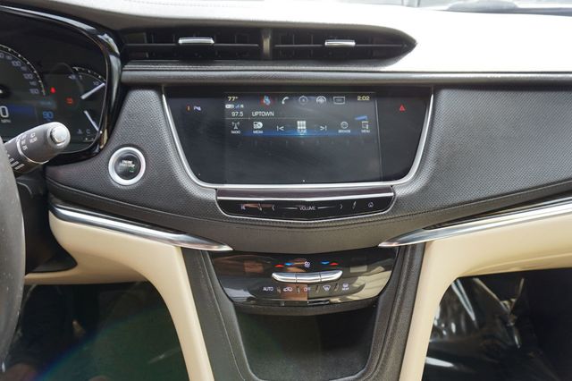 2018 Cadillac XT5 Crossover LOW MILES,PREMIUM WHEELS,LEATHER SEATS,BOSE PREMIUM SOUND SYSTEM - 22929648 - 25