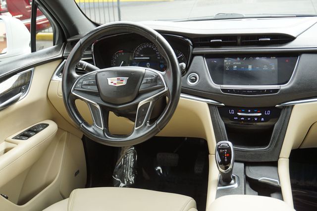 2018 Cadillac XT5 Crossover LOW MILES,PREMIUM WHEELS,LEATHER SEATS,BOSE PREMIUM SOUND SYSTEM - 22929648 - 35