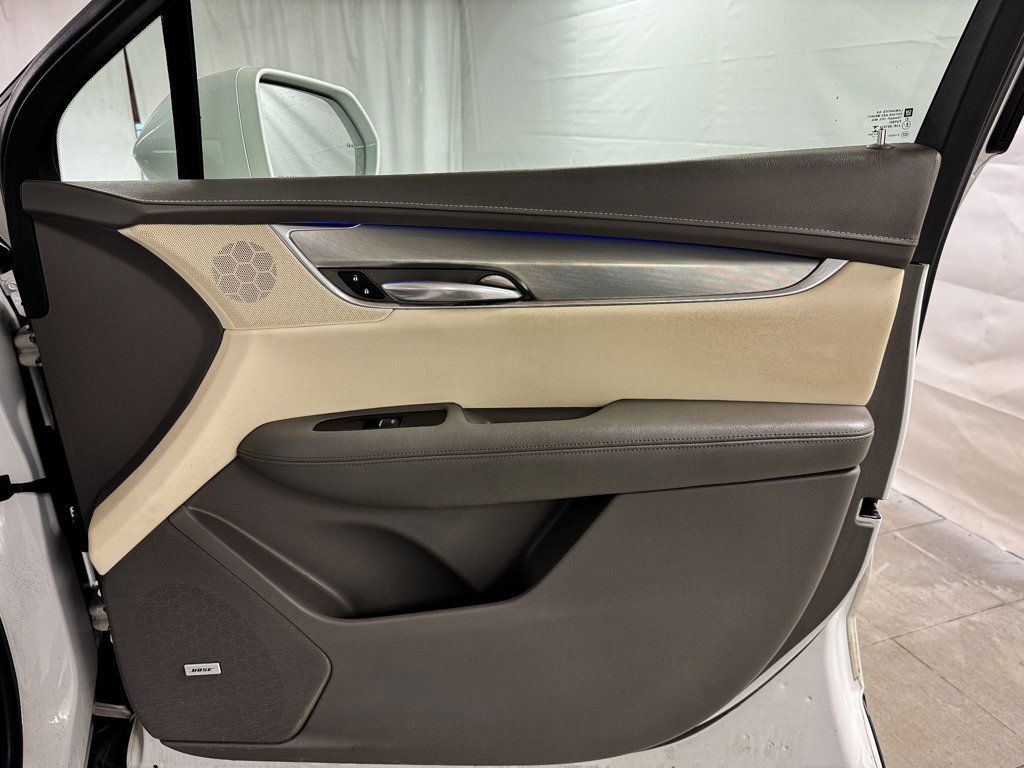 2018 Cadillac XT5 Crossover PREMIUM LUXURY AWD - 22999149 - 17