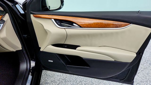 2018 Cadillac XTS 4dr Sedan Luxury - 22967439 - 24