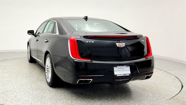 2018 Cadillac XTS 4dr Sedan Luxury - 22967439 - 5