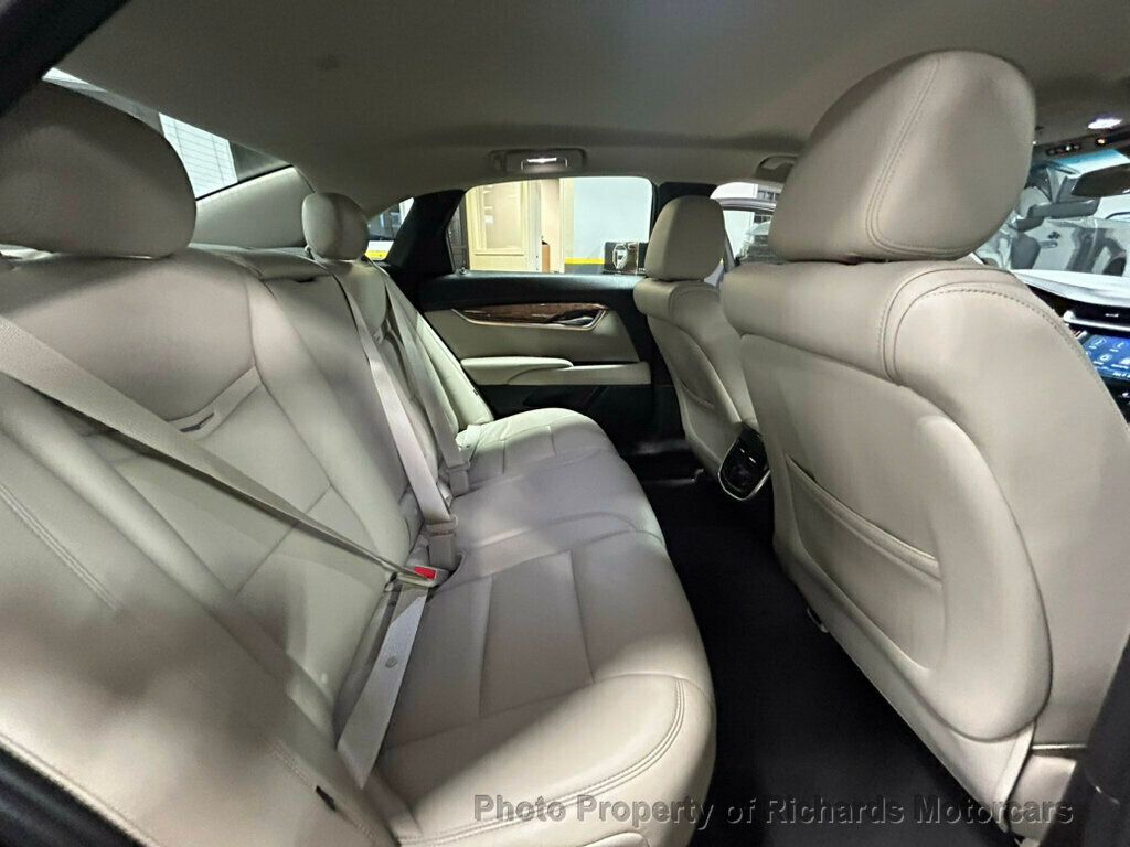 2018 Cadillac XTS 4dr Sedan Luxury AWD - 22387715 - 19