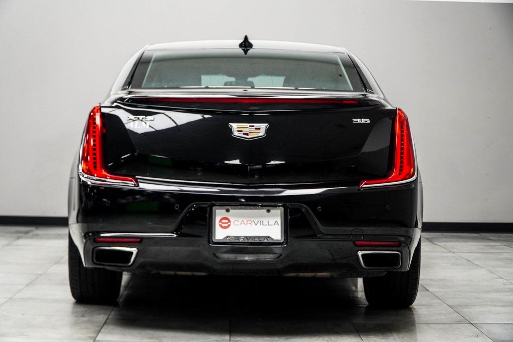 2018 Cadillac XTS Luxury photo 10