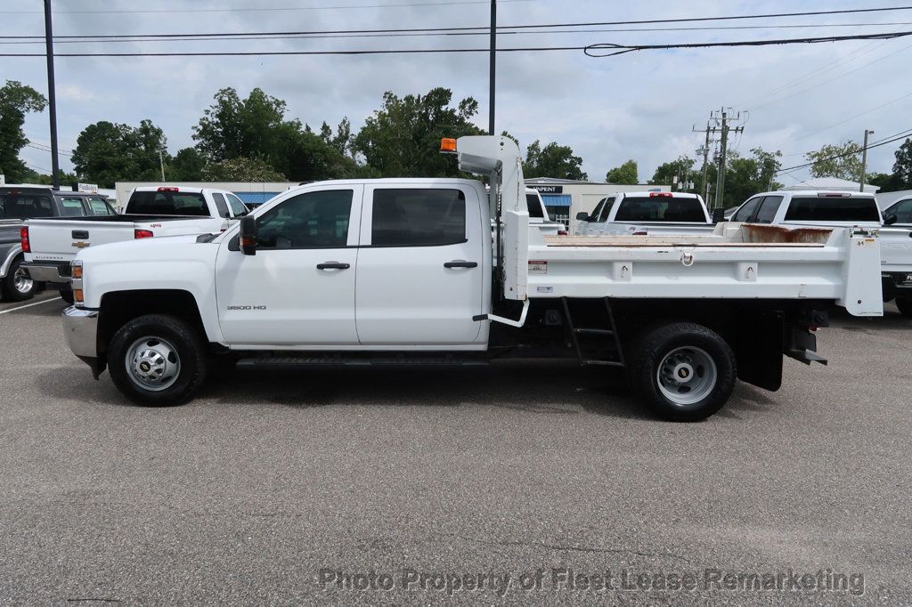 2018 Chevrolet Silverado 3500HD photo 2
