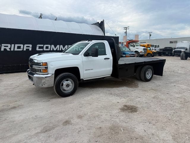 2018 Chevrolet 3500 Gooseneck Flatbed  - 22984040 - 1