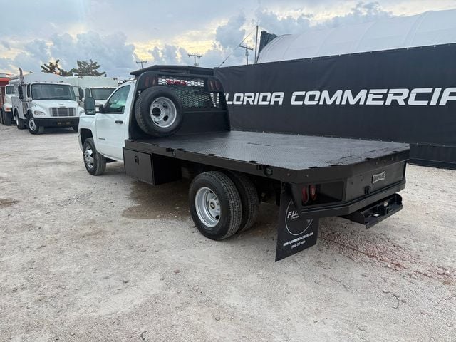 2018 Chevrolet 3500 Gooseneck Flatbed  - 22984040 - 2