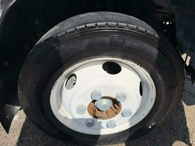 2018 Chevrolet 4500 LCF Gas 2WD Reg Cab 176" - 23056229 - 4